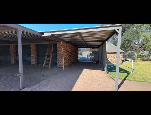 4 BEDROOM HOUSE FOR SALE IN THREE RIVERS